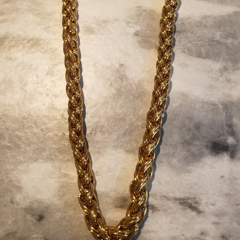 CIRO GOLDTONE 18" NECKLACE